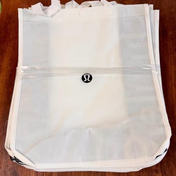 Set of 8 New Lululemon Reusable Tote Bags, White - Picture 1 of 4